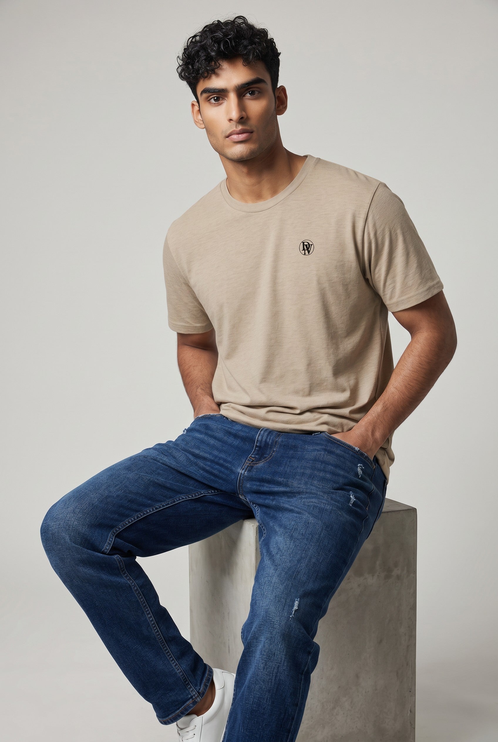 DeV t-shirt Tan